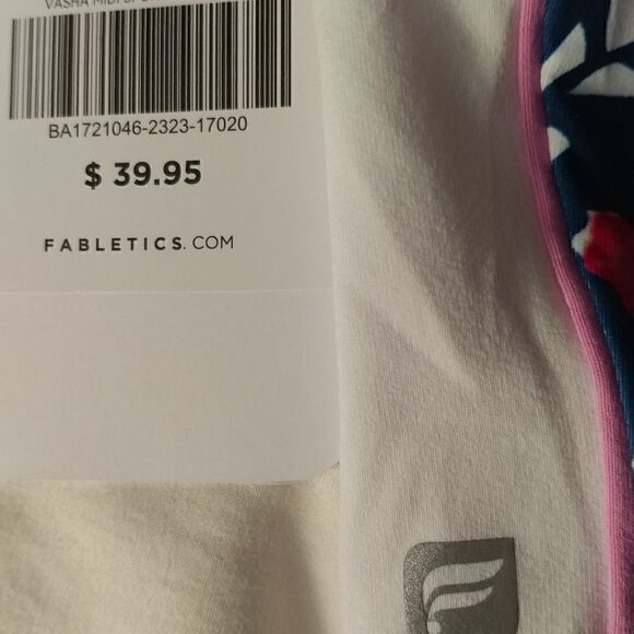 Fabletics Sports Bra - Picture 5 of 6